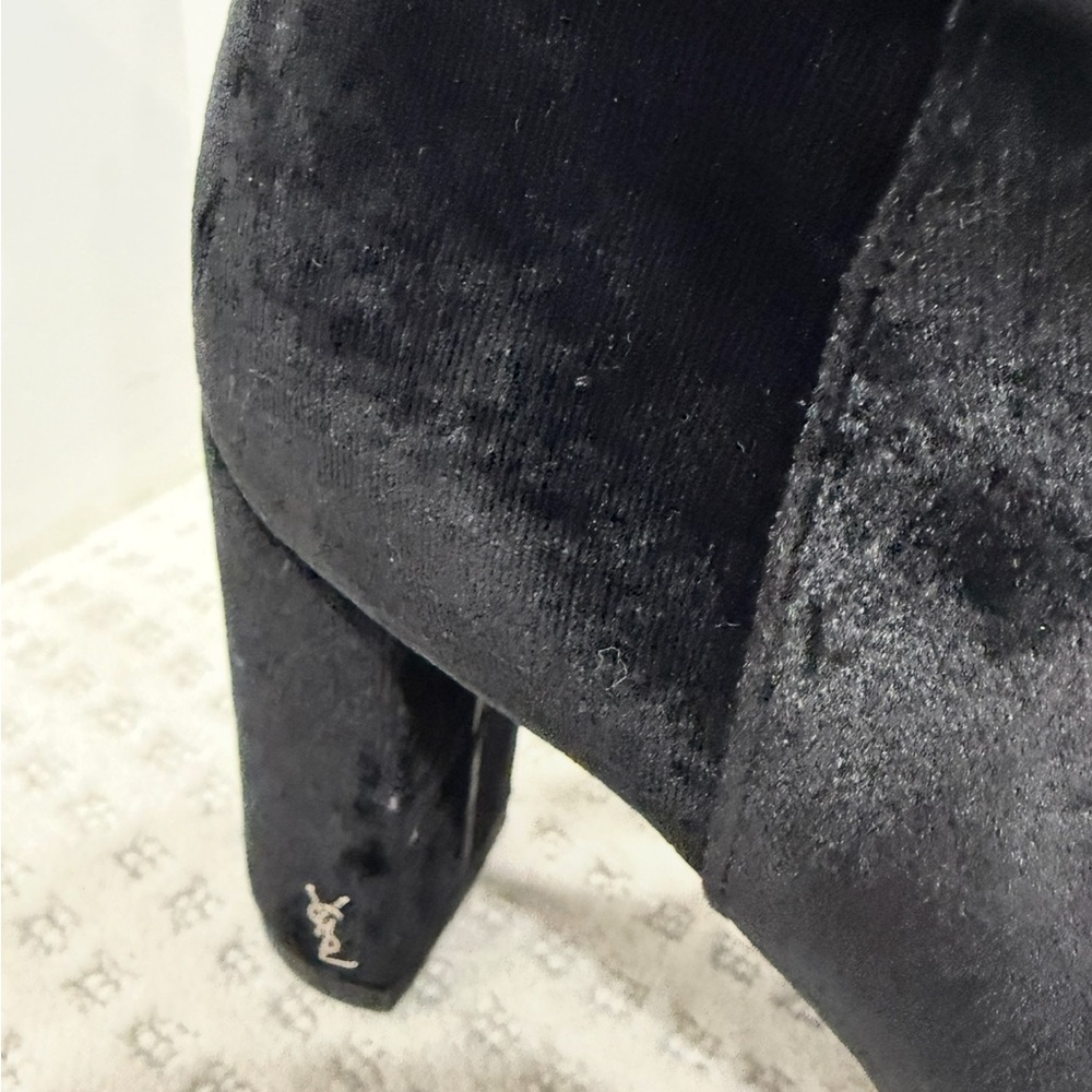 Yves Saint Laurent Black Velvet Ankle Booties size 37 - Picture 5 of 7